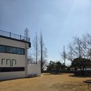 흐른 | 부산 강서구 카페 | 낙동강뷰를 볼 수 있는 대형카페 흐른 내돈내산 후기