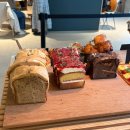 (주)투에이취에프 | 전주 중화산동 투올리 카페 &amp; 쿠진하우스 그릇 편집샵