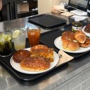 카페 더 브릿지 이미지