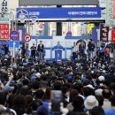 홍성천 복개 주차장 이미지