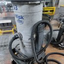 Nilfisk S3 산업용 진공청소기, 내열 호스로 안전하게! 이미지