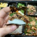 꼬막을 요리하는 시장사람들