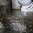 쪽방촌 화장실 이미지