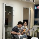 쉽게 배우는 통기타 | 분당기타학원 통기타,일렉기타에 따른 커리큘럼 차이 !