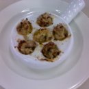 Beurre Escargot of Paris Style(뵈르 에스카르고 오브 파리 스타일): 버터를 곁들인 파리 식 달팽이 요리 이미지