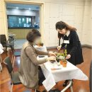 꽃과 식물로 정원가꾸기 이미지