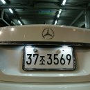 BENZ W204 C300 4MATIC 번호판등 LED 장착 이미지