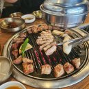홍대전철역 KT옆 | 홍대 고기집 맛집 육몽 홍대본점 직원이 직접 구워주는 찐 고기집 한돈 고기모둠 솔직후기