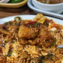 손맛 그리운 자취생들 모여라 32년 전통 백반맛집, 울산남구 공업탑 《로타리식당》 두루치기 혼밥 후기