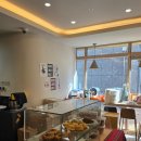 아주2로2길 | 아주동 카페 인투유 두바이 소금빵과 두쫀볼 내돈내산 후기