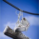 0234_He asked Hem, "Where did we put our running shoes?" 이미지