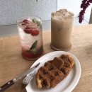 카페쿠나 이미지