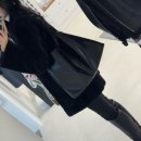 일센티캔버스 | 로우클래식 Lowclassic | 레더 라지 백 후기 LEATER LARGE BAG review, 매장 착용샷, 한 달 후기