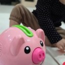 돼지저금통 | 돌아기 소근육발달 장난감 돼지저금통 후기