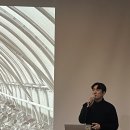 목련꽃그늘아래화실