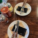 웨스트빌 피자 | [합정역 맛집] 웨스트빌 피자 (피자 러버 추천, n 년째 단골, 얇은 도우)