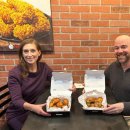 부부치킨 이미지