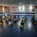 파란하늘 태권도장 이미지