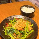 충무로 맛집 로스트템플, 분위기와 음식 모두 만족했던 팟타이 맛집 후기