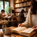 [트렌드 인사이트] 지금 주목해야 할 NEW 라이프 트렌드 | 쇼츠를 끄고 책을 펼치다: 스몰브랜드가 주목해야 할 '텍스트힙(Text-Hip)' 트렌드