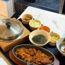 소밥주는남자 | 동덕여대 맛집 송송식탁 가성비 좋고 구성도 좋은 솥밥 맛집 제육볶음 솥밭