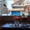 커피베이직+수제음료(야) | 망원역 카페 하코이 솔직 후기 | 푸딩 디저트 추천