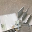 원목 스탠드 책꽂이 | 무인양품 무지 추천템 | 파일3개, 투명파우치, 칸막이 스탠드, 휴대용스프레이 공병, 나일론펜케이스