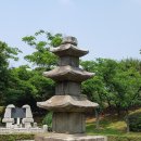 덕진공원 삼층석탑 이미지