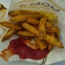 맘스터치 마곡역홈앤쇼핑점 이미지