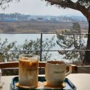 마산길 | 강릉 주문진 카페 언덕앤 눈부신 뷰를 감상할 수 있는 곳, 현지인 내돈내산 후기