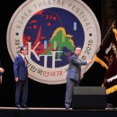 감성연극 아들은 엄마의 나이를 모른다 이미지