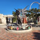 본미미 민박 | 빙글빙글 돌아가는 세상 속에서 우린 좀처럼 중심을 잡을 수 없고