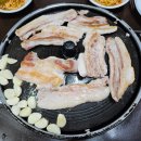 돌솥쌈밥촌 이미지