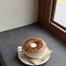 커피베이직+수제음료(야) | 시아 커피, 커피 선생님이 운영하는 카페, 신당 애견동반 가능 커피 &amp; 수제 타르트 맛집, 크림치노 후기