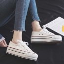 하얀운동화 이미지