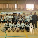 동창회 창원지부 여자 대표팀이 동창회 배구 대회에서 우승했습니다. 이미지