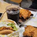 상왕십리역 맛집 맘스터치 싸이버거, 후라이드 통다리치킨 가격 및 후기