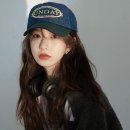 투톤마켓 | 투톤 야구모자 선데이즈 데일리 볼캡 캡모자 로고배색 레터링 소두 자수