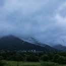 비 개인 후 이미지