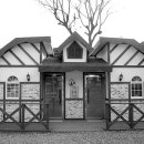 다목적광장 공중화장실 이미지