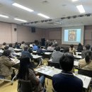 도서관에서 떠나는 미술여행 이미지