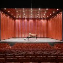 강동아트센터 대극장 한강 이미지