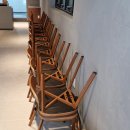 에코랜드 | 보드람 치킨 안양 호계점, 인테리어 붙박이 소파, 홀 테이블, 체어 맞춤 제작 및 시공 완료