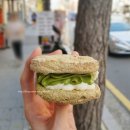 홍대 다쿠아즈, 티비에 자주 나온 맛집, 유니크 디저트Unique dessert.