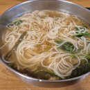 공릉동원조멸치국수 이미지