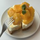 메리그린 | [서울/혜화] 대학로 숨은 디저트 맛집, 제철 과일 듬뿍 디저트와 힐링하는 &#39;메리그린&#39; 카페 후기