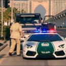 두바이의 럭셔리 경찰차, 람보르기니·페라리·벤틀리…'간지나는 경찰차' 이미지