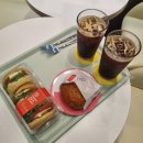 파리바게뜨(함양점) | [파리바게트] 한입 쏙 미니버거, 고추잡채, 아메리카노 솔직후기