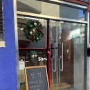 꽃을주는사람 | [약수역] 꽃을 주는 카페 ‘사루’ saru | 커피 맛집 방문 후기