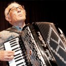 아코디언 이미지